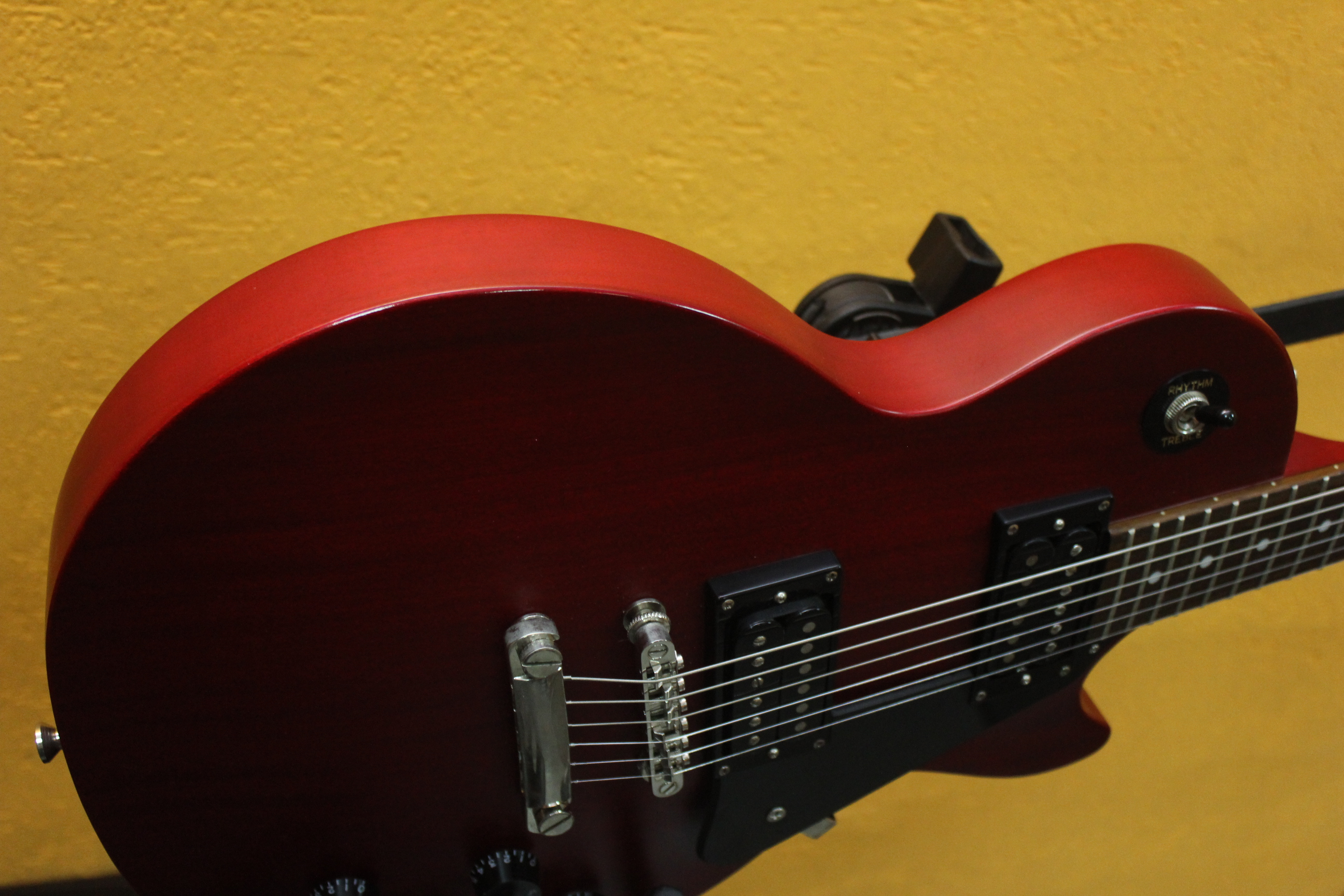 Epiphone Les Paul Studio Worn Cherry 2011 МузКомиссионка