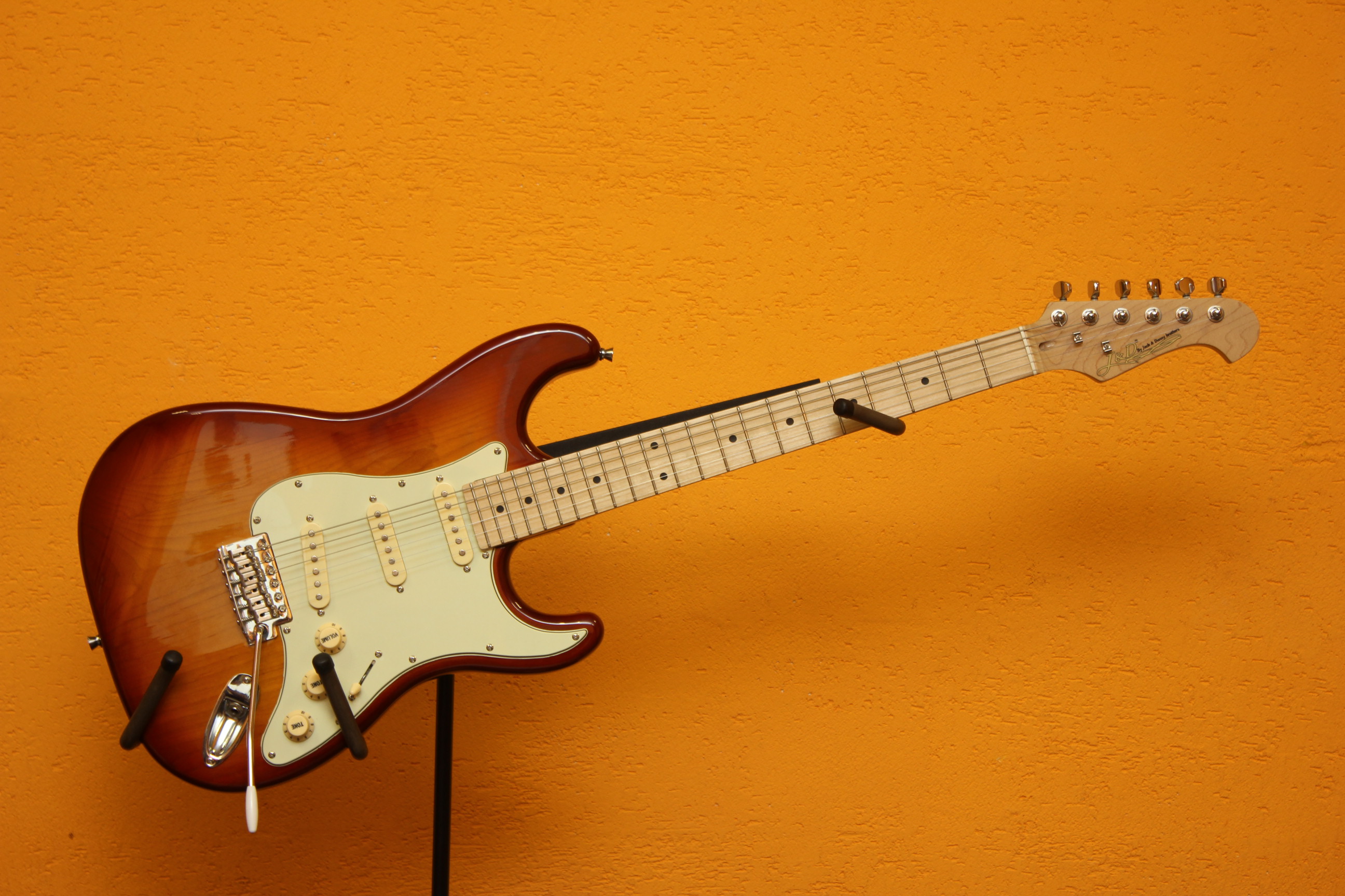 J&d deals brothers stratocaster