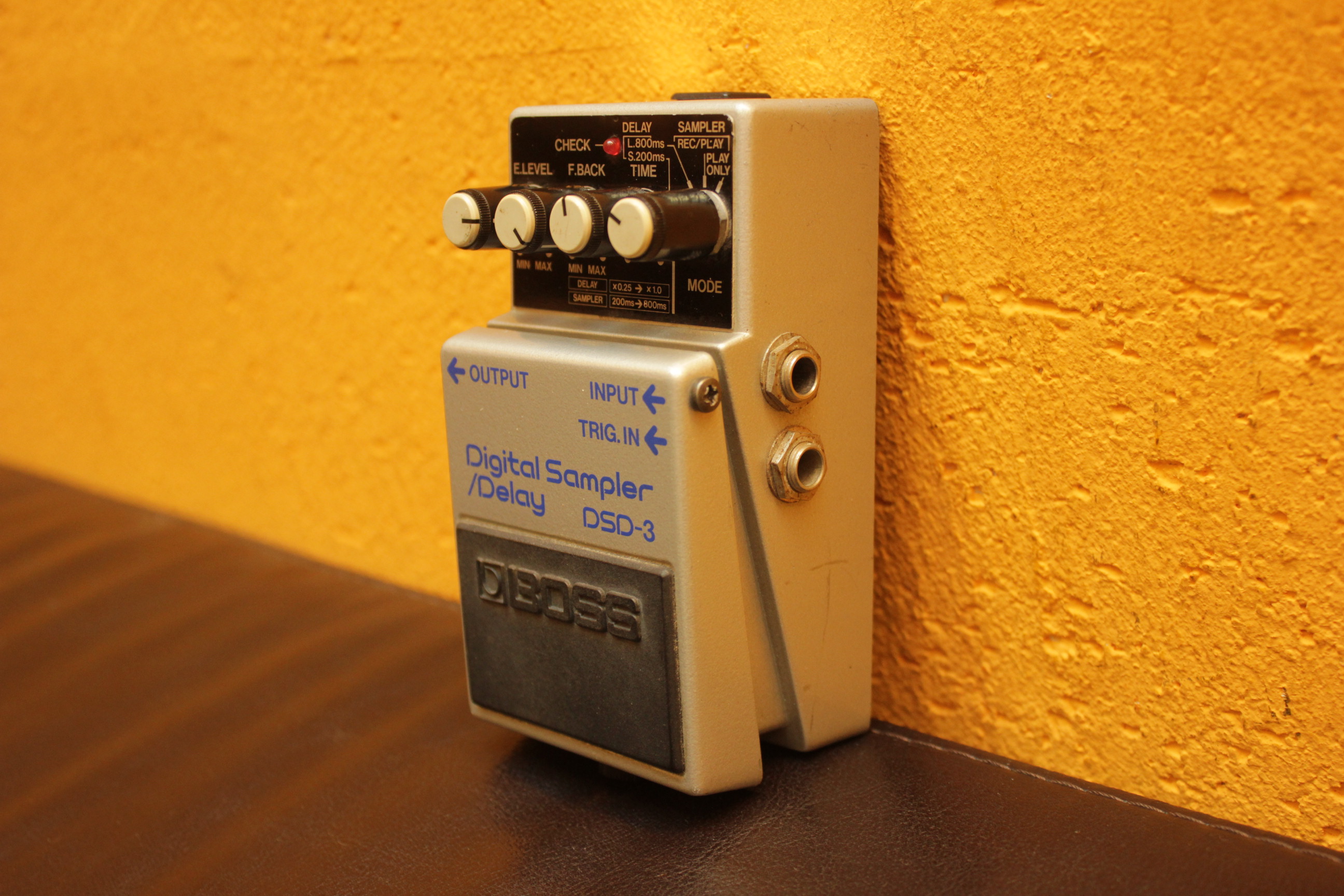 Boss Digital Sampler/Delay DSD-3 Japan - Муз-Комиссионка