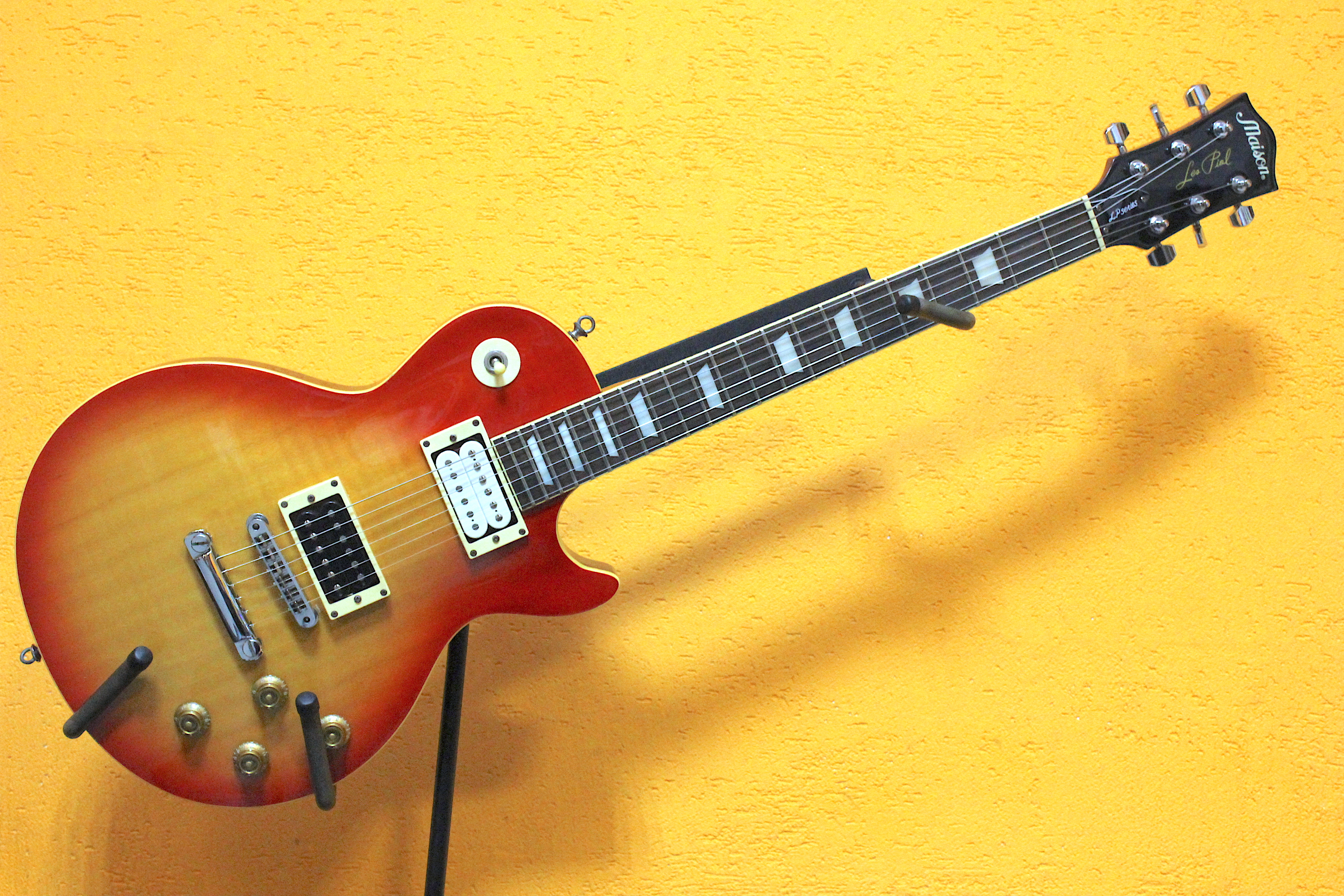 Paul lp. Les Paul болченый гриф. Болченый гриф. LP Series lp01 Chateau Guitar Price.