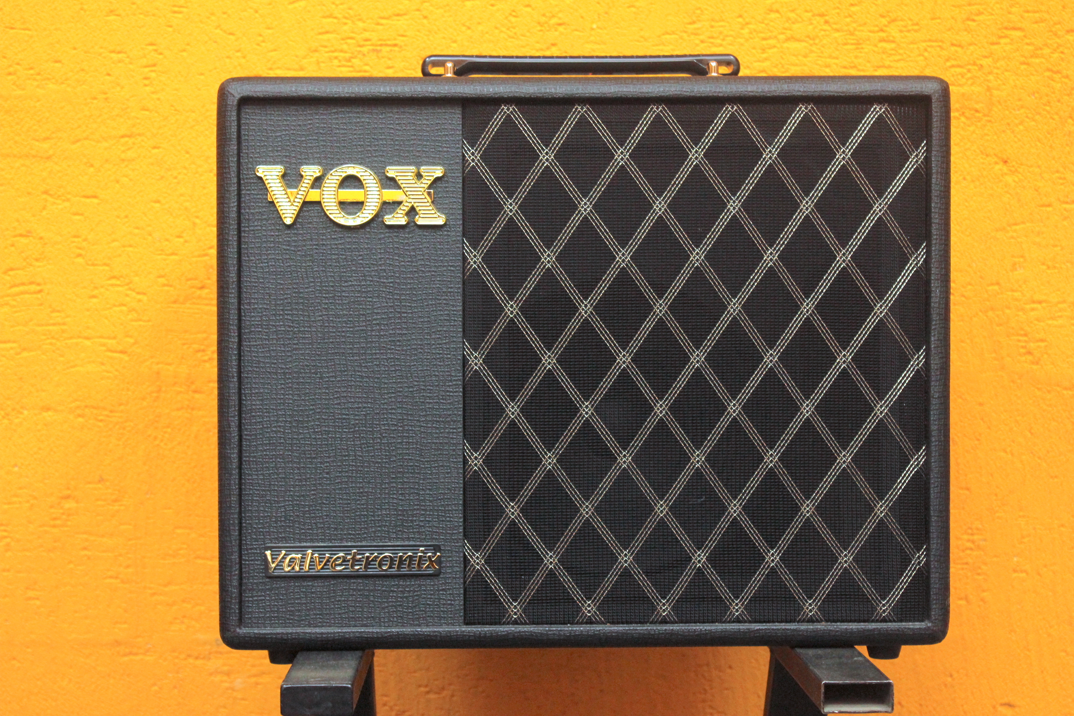 Комбо 17 18 августа. Vox vt20x. Acme smk990-17pbru-Sea. Acme smk990-17ubru-Sea. Acme dmk990-17pbru-Sea