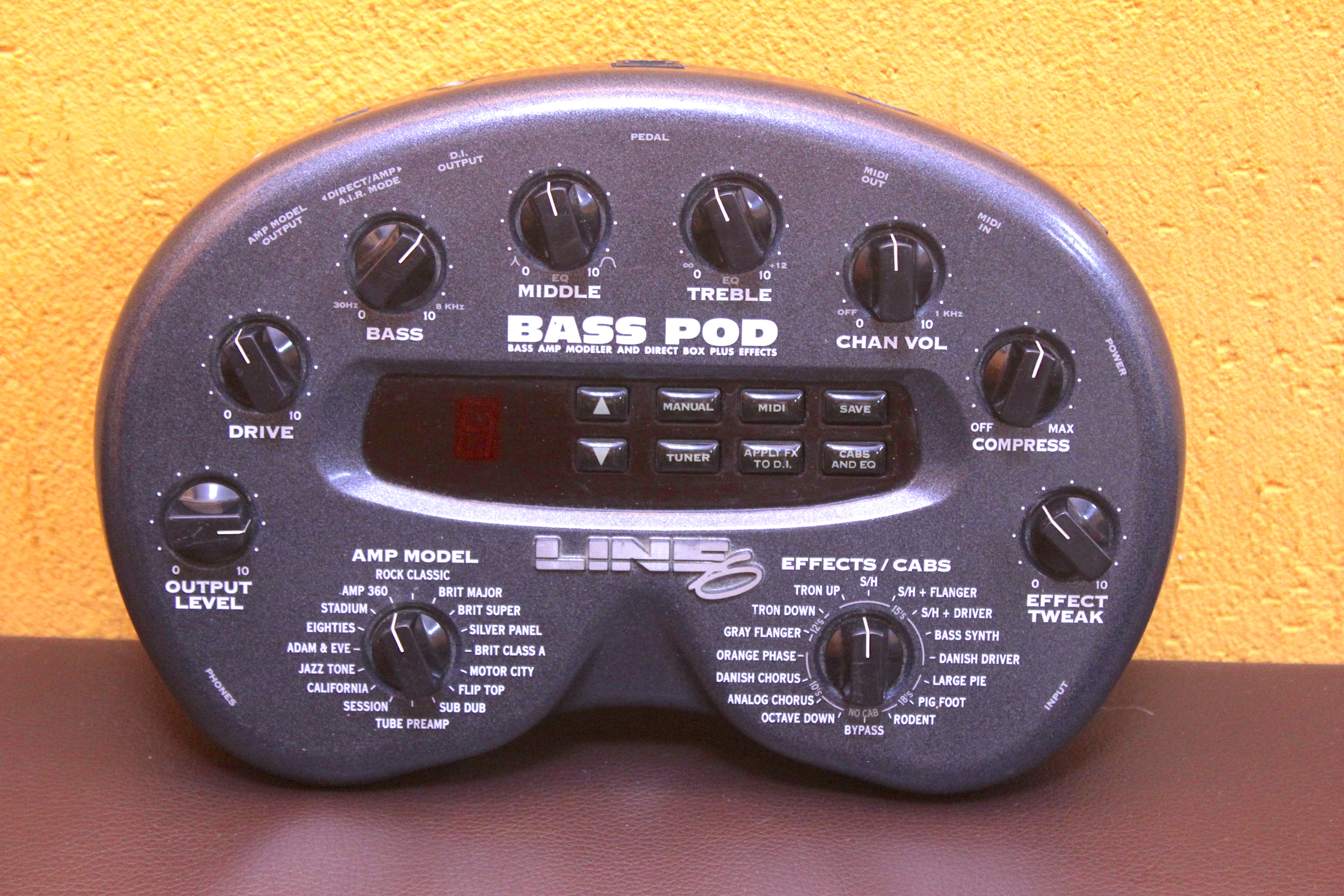 Line 6 Bass Pod MultiFX