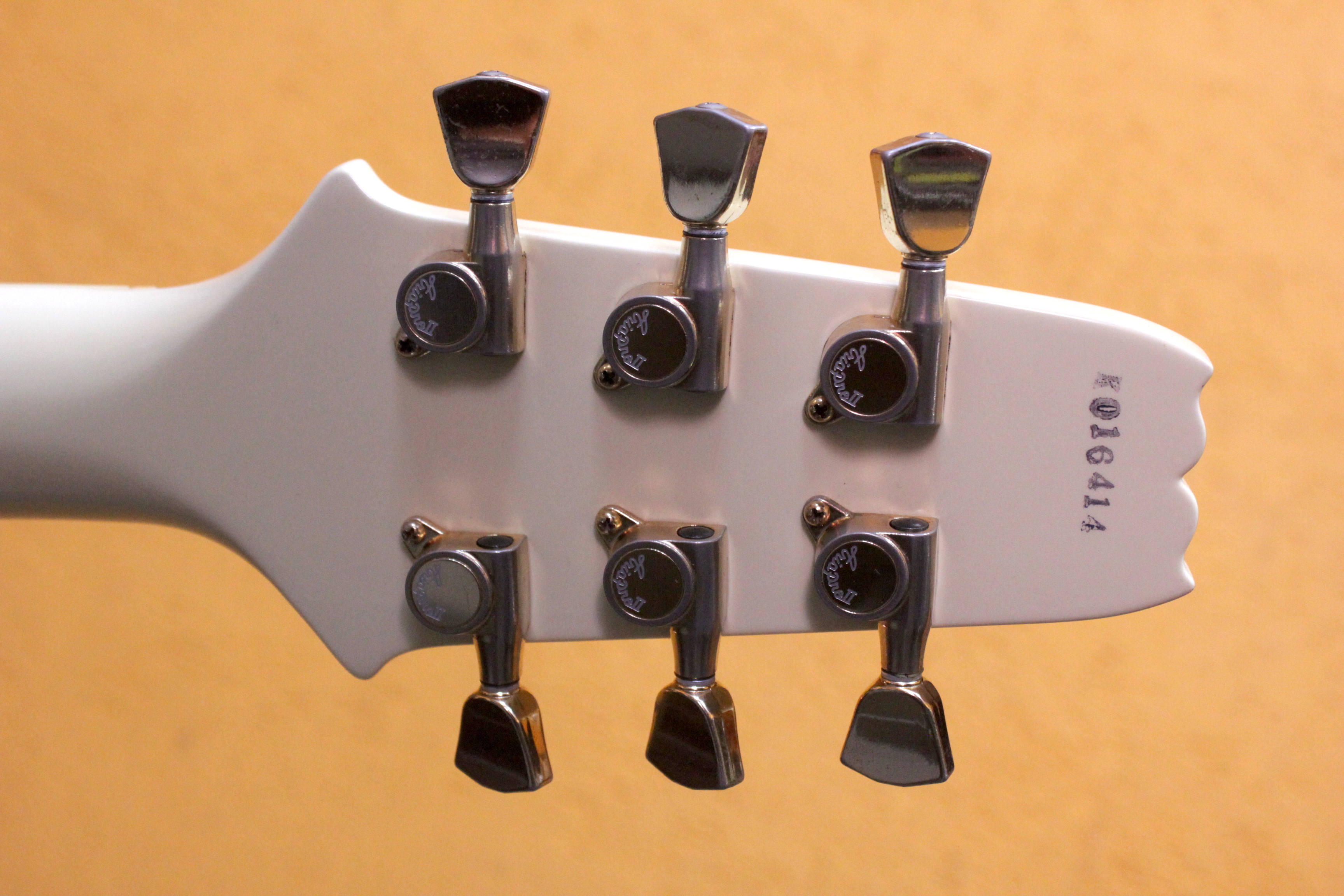 Aria Pro II PE Deluxe-KV Japan - Муз-Комиссионка